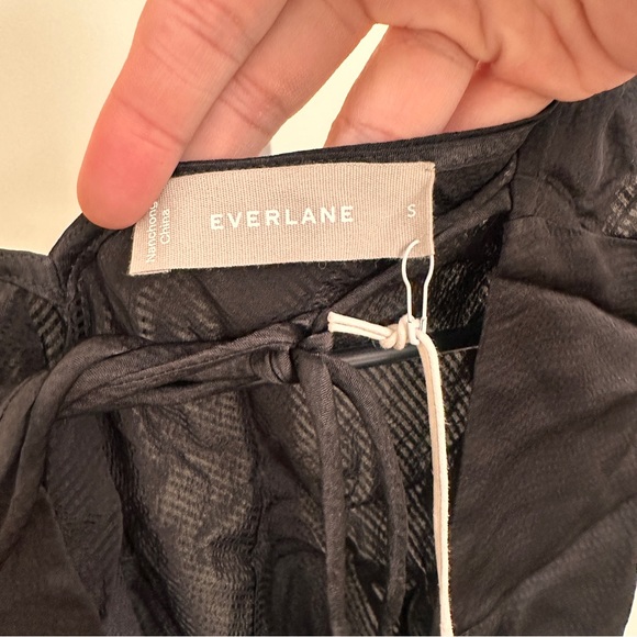 EVERLANE TOP SIZE S NWT - Picture 4 of 6